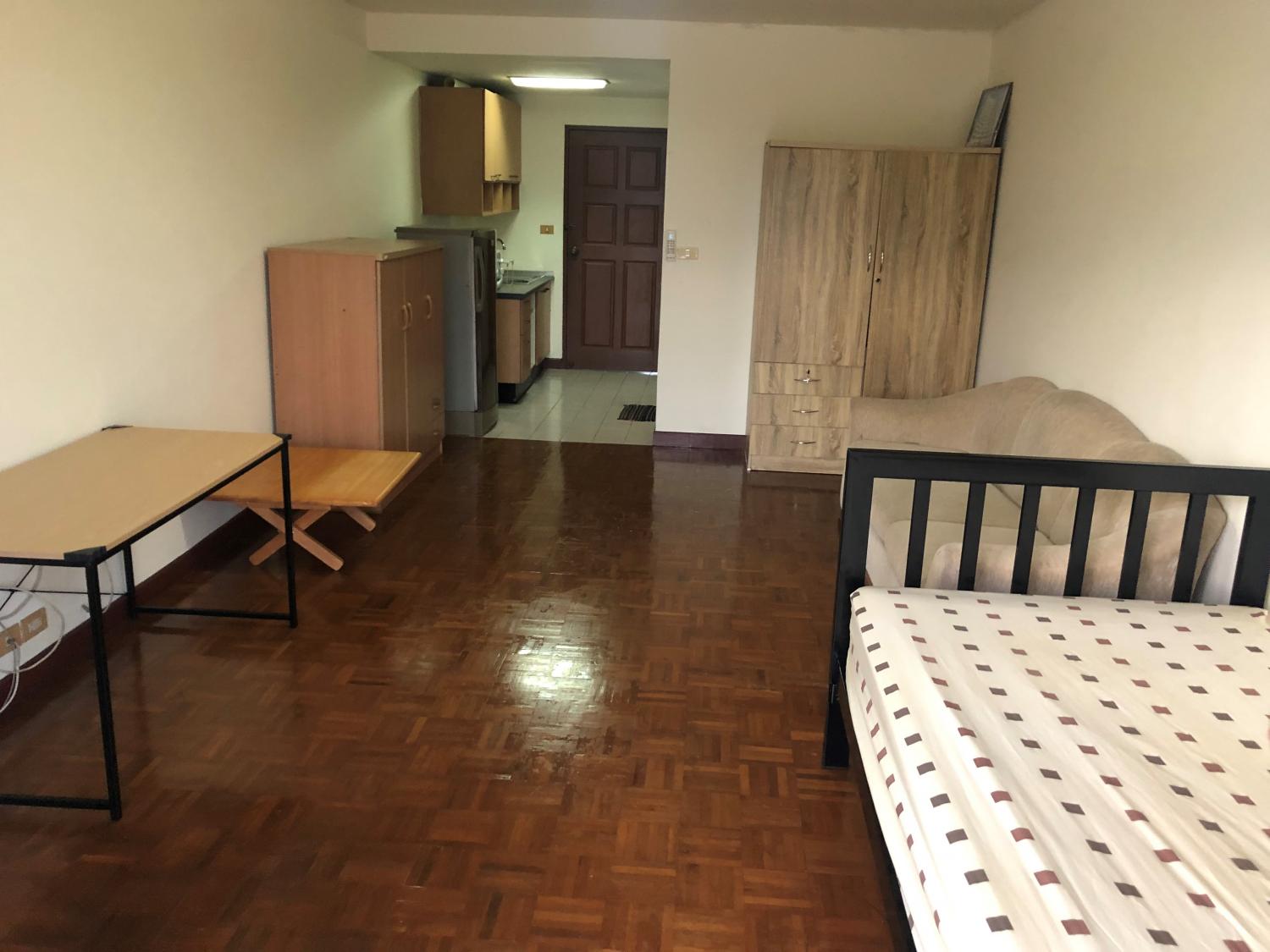 เช่าคอนโด ชาญอิสระ ซิตี้โฮม คอนโดมิเนียม - Condo Rental Charn issara Cityhome condominium - 2702233