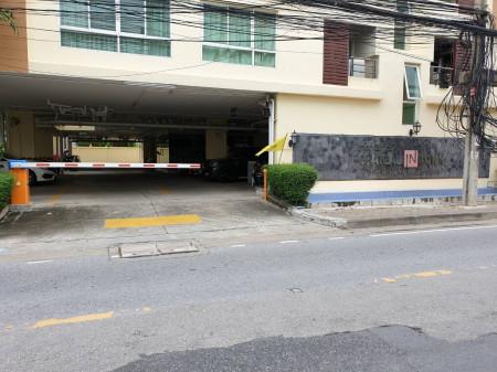 ขายคอนโด ชาโตว์ อินทาวน์ เมเจอร์ รัชโยธิน คอนโดมิเนียม - Sell Condo Chateau In Town Major Ratchayothin condominium - 1892417