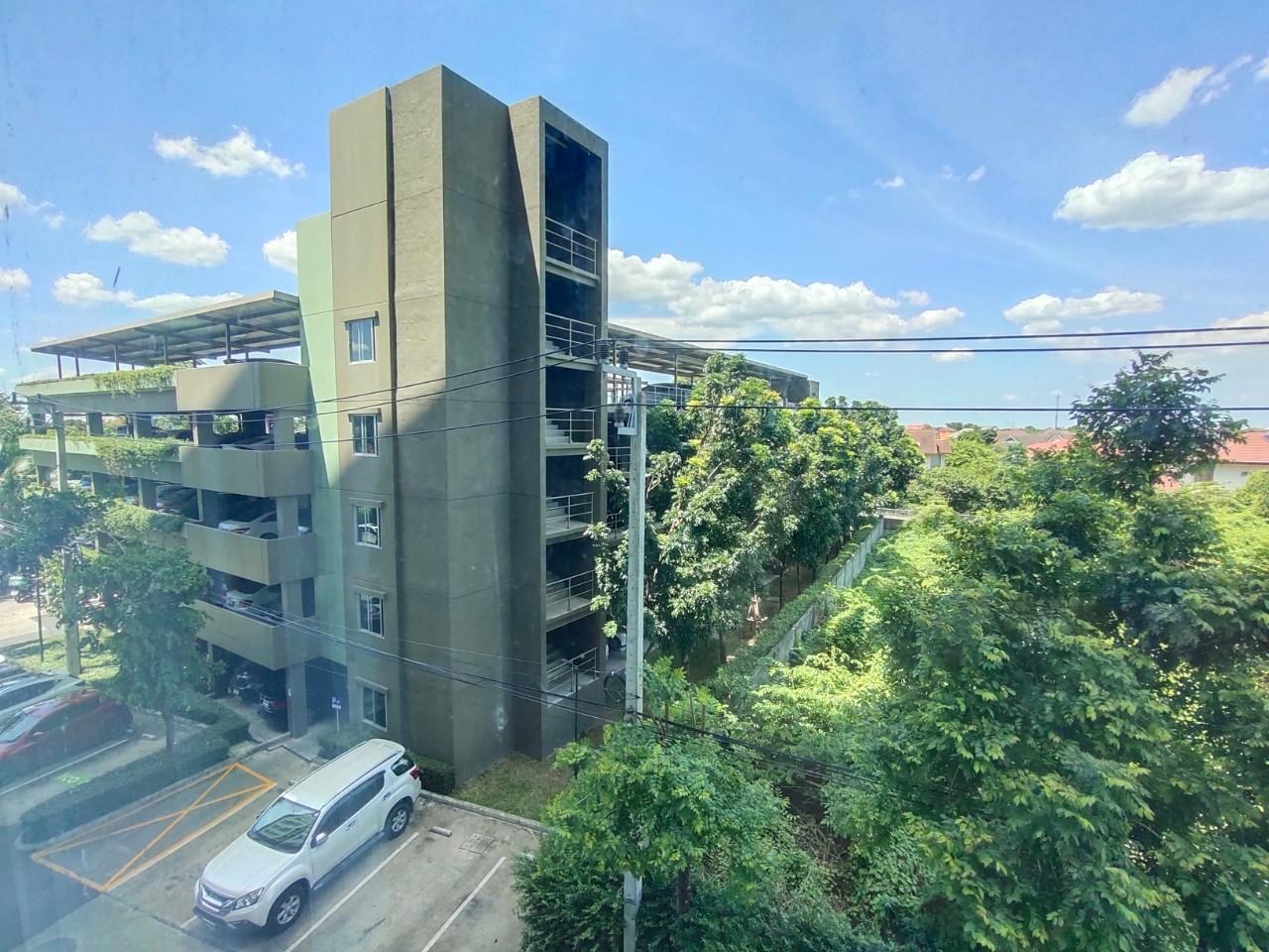 เช่าคอนโด ลุมพินี พาร์ค นวมินทร์-ศรีบูรพา คอนโดมิเนียม - Condo Rental Lumpini Park Nawamin - Si Burapha condominium - 1933547