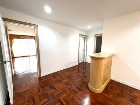 เช่าคอนโด รีเจนท์ ออน เดอะ พาร์ค 3 คอนโดมิเนียม - Condo Rental Regent on the Park 3 condominium - 1961616