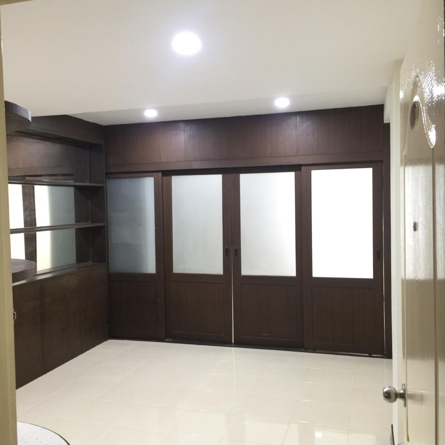 ขายคอนโด คัลเลอร์ ลิฟวิ่ง คอนโดมิเนียม - Sell Condo Color Living condominium - 1996100