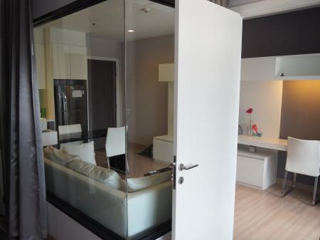 เช่าคอนโด เออร์บาโน่ แอบโซลูท สาทร-ตากสิน คอนโดมิเนียม - Condo Rental Urbano Absolute Sathon-Taksin condominium - 2040661