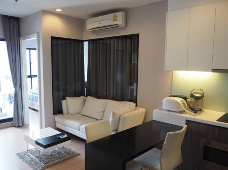 เช่าคอนโด เออร์บาโน่ แอบโซลูท สาทร-ตากสิน คอนโดมิเนียม - Condo Rental Urbano Absolute Sathon-Taksin condominium - 2040659