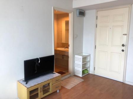 เช่าคอนโด ลุมพินี วิลล์ พหล-สุทธิสาร คอนโดมิเนียม - Condo Rental Lumpini Ville Phahol-Suthisarn condominium - 2051521