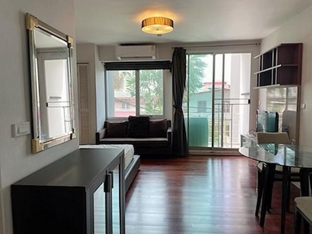 ขายคอนโด เวอรันดา เรสซิเดนท์ คอนโดมิเนียม - Sell Condo Veranda Residence condominium - 2098740