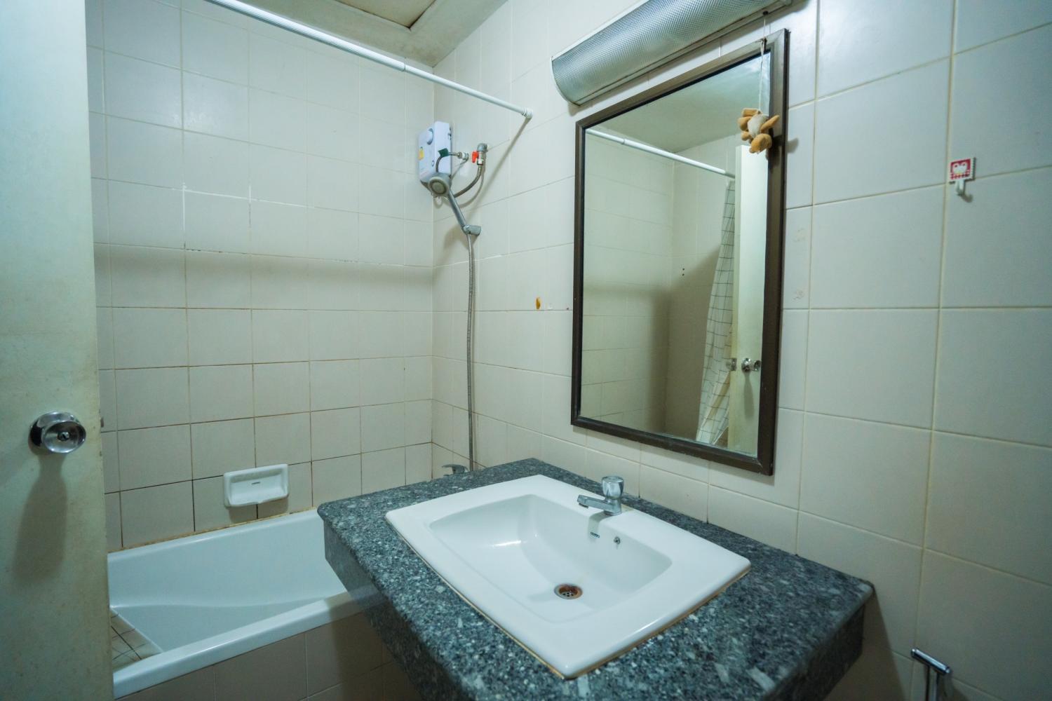 ขายคอนโด คลองจั่น เพลส คอนโดมิเนียม - Sell Condo Klongjan Place condominium - 2122252