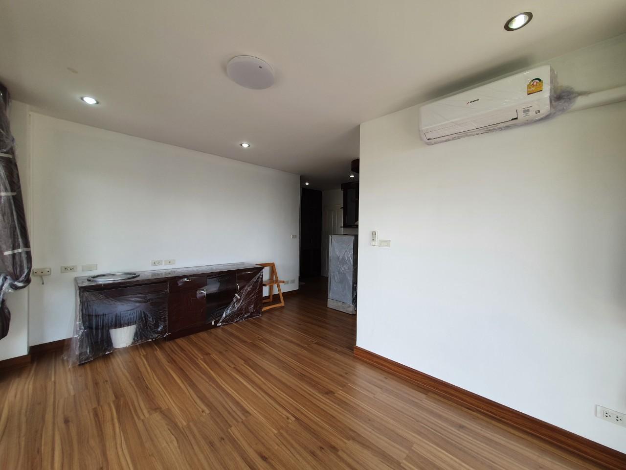 เช่าคอนโด เดอะ พาร์คแลนด์ บางนา คอนโดมิเนียม - Condo Rental The Parkland Bangna condominium - 2204671