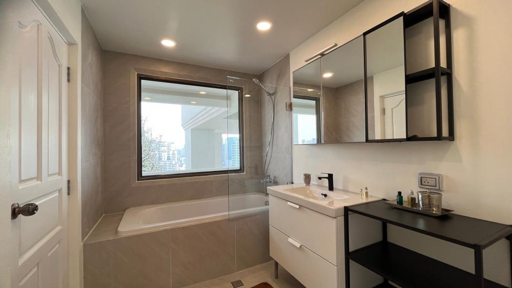 เช่าคอนโด คริสตัล การ์เด้น คอนโดมิเนียม - Condo Rental Crystal Garden condominium - 2254279