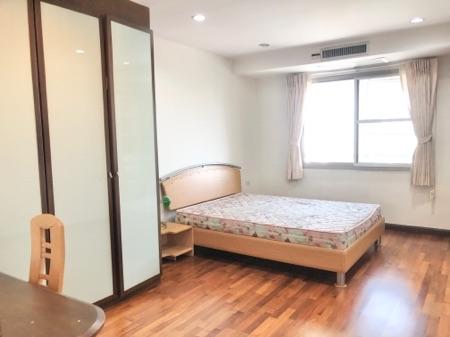 เช่าคอนโด Royal Castle สุขุมวิท (รอยัล คาสเซอร์ สุขุมวิท) - Condo Rental   - 2320005