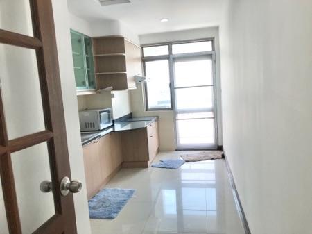 เช่าคอนโด Royal Castle สุขุมวิท (รอยัล คาสเซอร์ สุขุมวิท) - Condo Rental   - 2320008