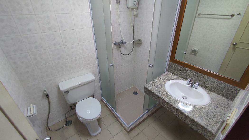 เช่าคอนโด บ้านสวนเพชร คอนโดมิเนียม - Condo Rental Baan Suanpetch condominium - 2354850