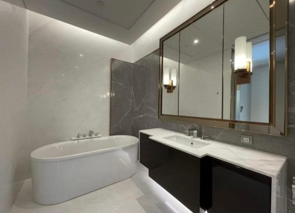 ขายคอนโด สินธร ต้นสน คอนโดมิเนียม - Sell Condo Sindhorn Tonson Condominium - 2383408