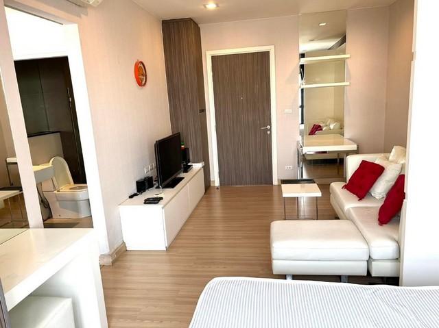 ขายคอนโด เออร์บาโน่ แอบโซลูท สาทร-ตากสิน คอนโดมิเนียม - Sell Condo Urbano Absolute Sathon-Taksin condominium - 2398140