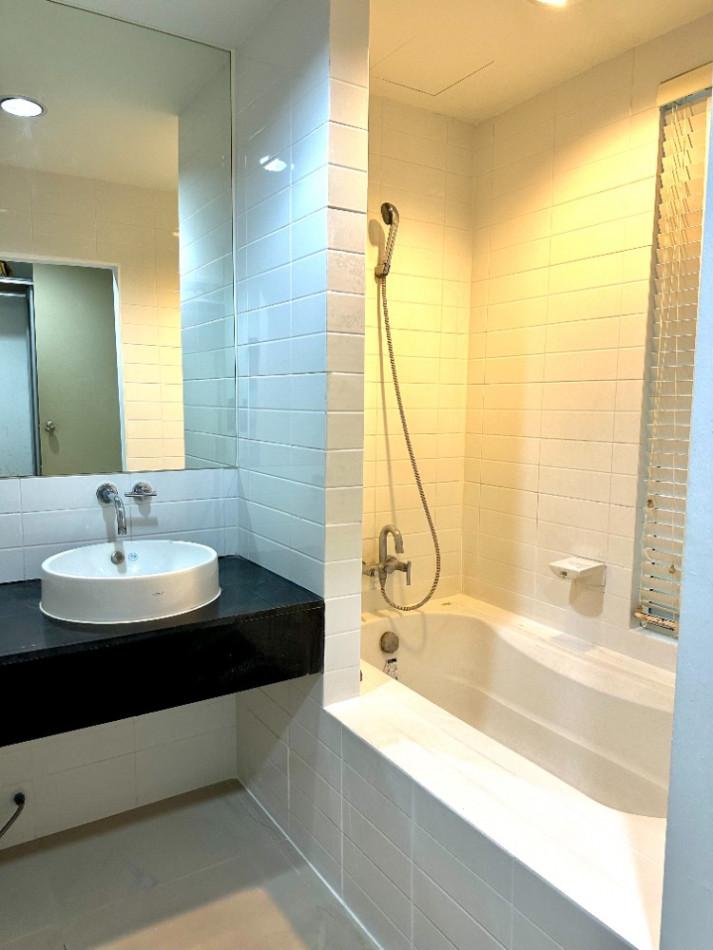 ขายคอนโด ไอดีโอ สาทร-ตากสิน คอนโดมิเนียม - Sell Condo Ideo Sathorn-Taksin condominium - 2407780