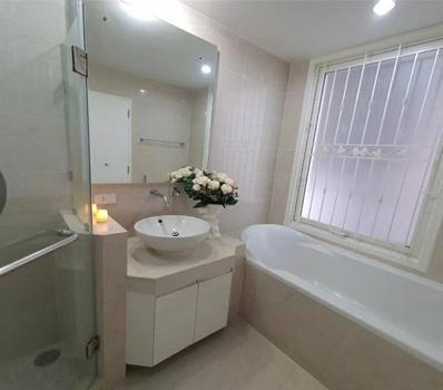 ขายคอนโด บ้านสิริ ทเวนตี้โฟร์ คอนโดมิเนียม - Sell Condo Baan Siri Twenty four condominium - 2424498