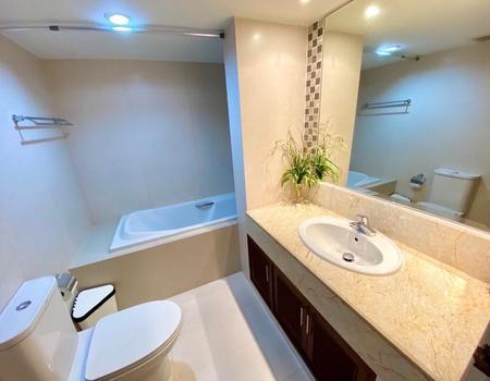 เช่าคอนโด บ้านสวนเพชร คอนโดมิเนียม - Condo Rental Baan Suanpetch condominium - 2438044