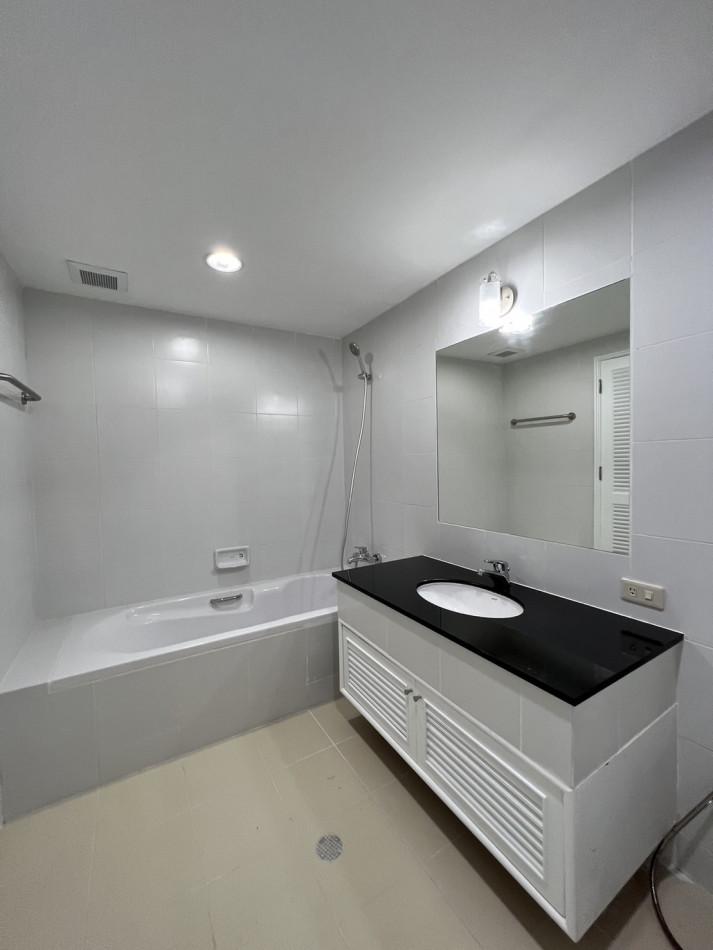 เช่าคอนโด อคาเดเมีย แกรนด์ ทาวเวอร์ - Condo Rental Acadamia Grand Tower condominium - 2441848
