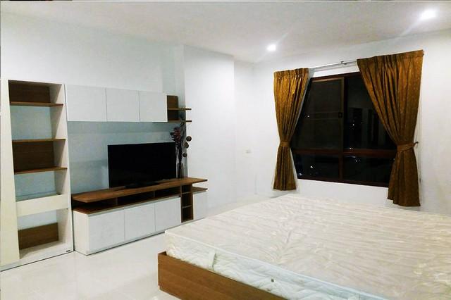 เช่าคอนโด กลางกรุงรีสอร์ท คอนโดมิเนียม - Condo Rental Klangkrung Resort condominium - 2451221