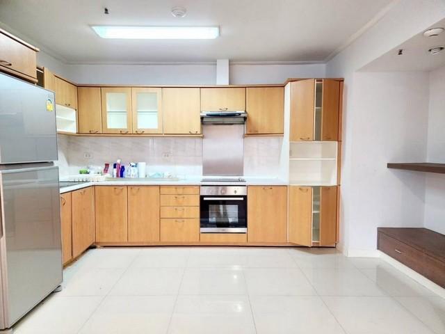 ขายคอนโด บ้านสวนเพชร คอนโดมิเนียม - Sell Condo Baan Suanpetch condominium - 2463198
