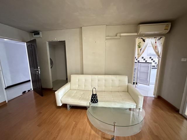 เช่าคอนโด ชาโตว์ อินทาวน์ รัชดา17 คอนโดมิเนียม - Condo Rental Chateau In Town Ratchada17 condominium - 2539993