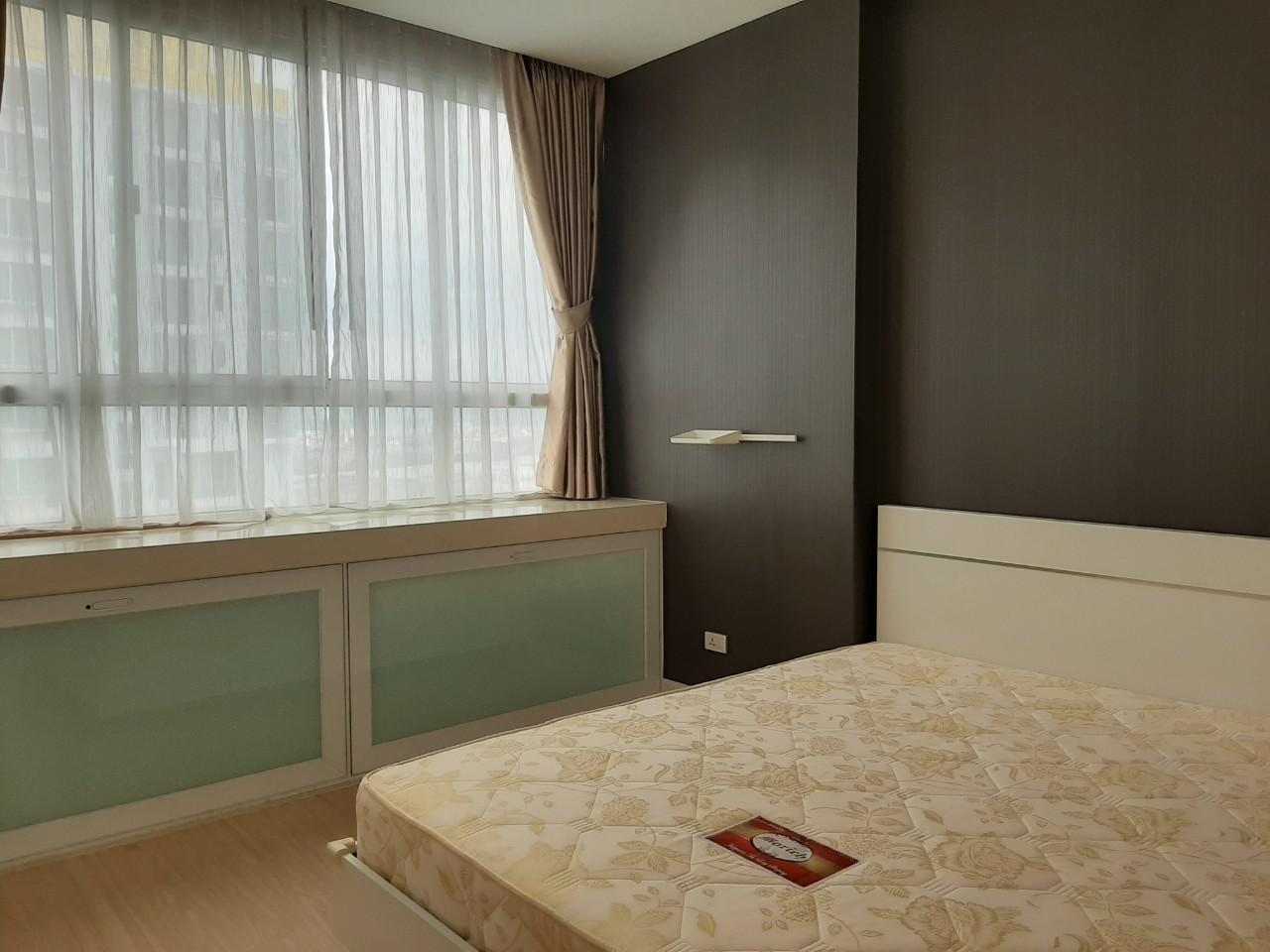 เช่าคอนโด ทีซี กรีน คอนโดมิเนียม - Condo Rental TC Green condominium - 2602081