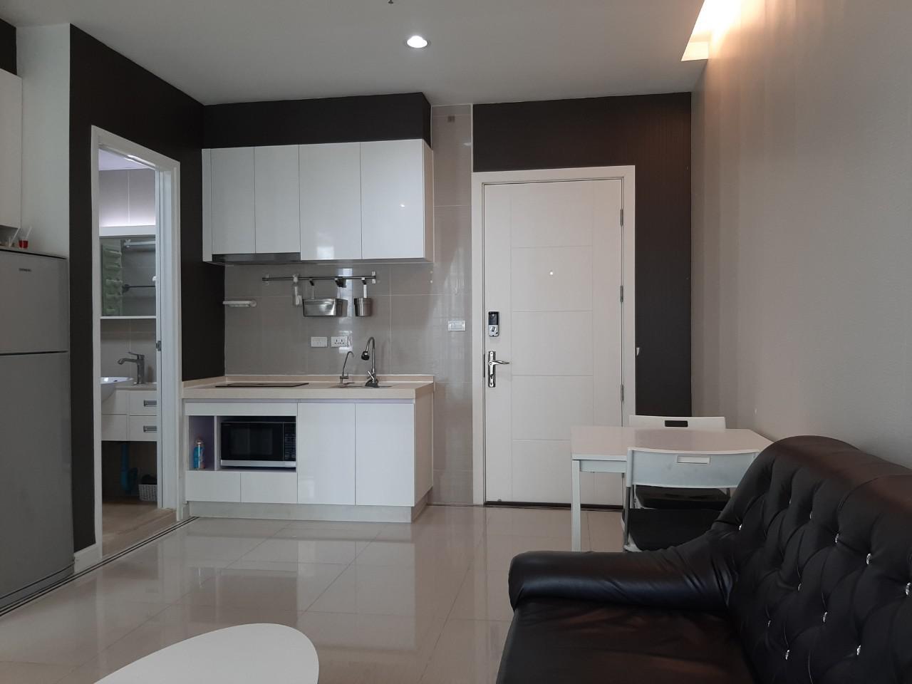เช่าคอนโด ทีซี กรีน คอนโดมิเนียม - Condo Rental TC Green condominium - 2602083