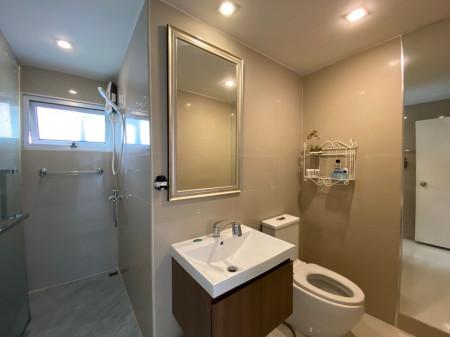 เช่าคอนโด The Lake Condominium Mueang Thong Thani - Condo Rental   - 2617108