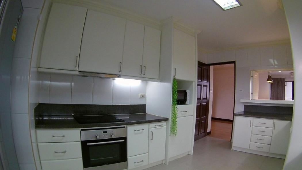 เช่าคอนโด ริชมอนด์ พาเลส คอนโดมิเนียม - Condo Rental Richmond Palace condominium - 2630155