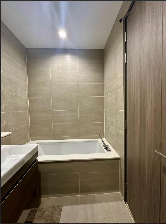 เช่าคอนโด Rhythm Charoenkrung Pavillion - Condo Rental   - 2672319