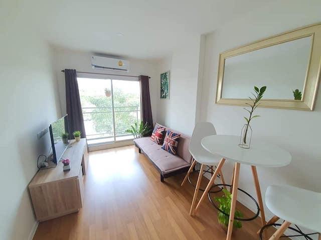 เช่าคอนโด ลุมพินี เพลส บางนา กม.3 คอนโดมิเนียม - Condo Rental Lumpini Place Bangna Km.3 condominium - 2689539