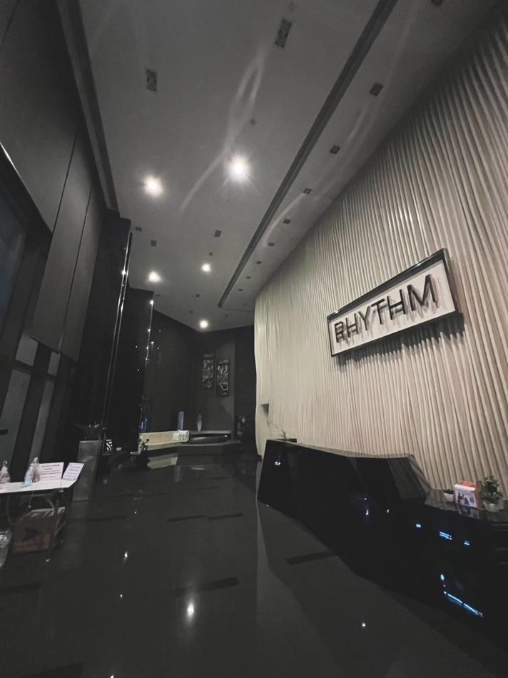เช่าคอนโด Rhythm สุขุมวิท 44/1 (ริทึ่ม สุขุมวิท 44/1) - Condo Rental   - 2707569