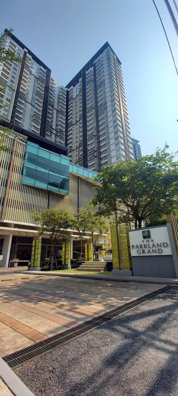 ขายคอนโด ขาย คอนโด THE PARKLAND GRAND ตากสิน ท่าพระ, กรุงเทพ เจ้าของขายเอง ต่อรองราคาได้เลย โทร 0926262655 - Sell Condo   - 2770426