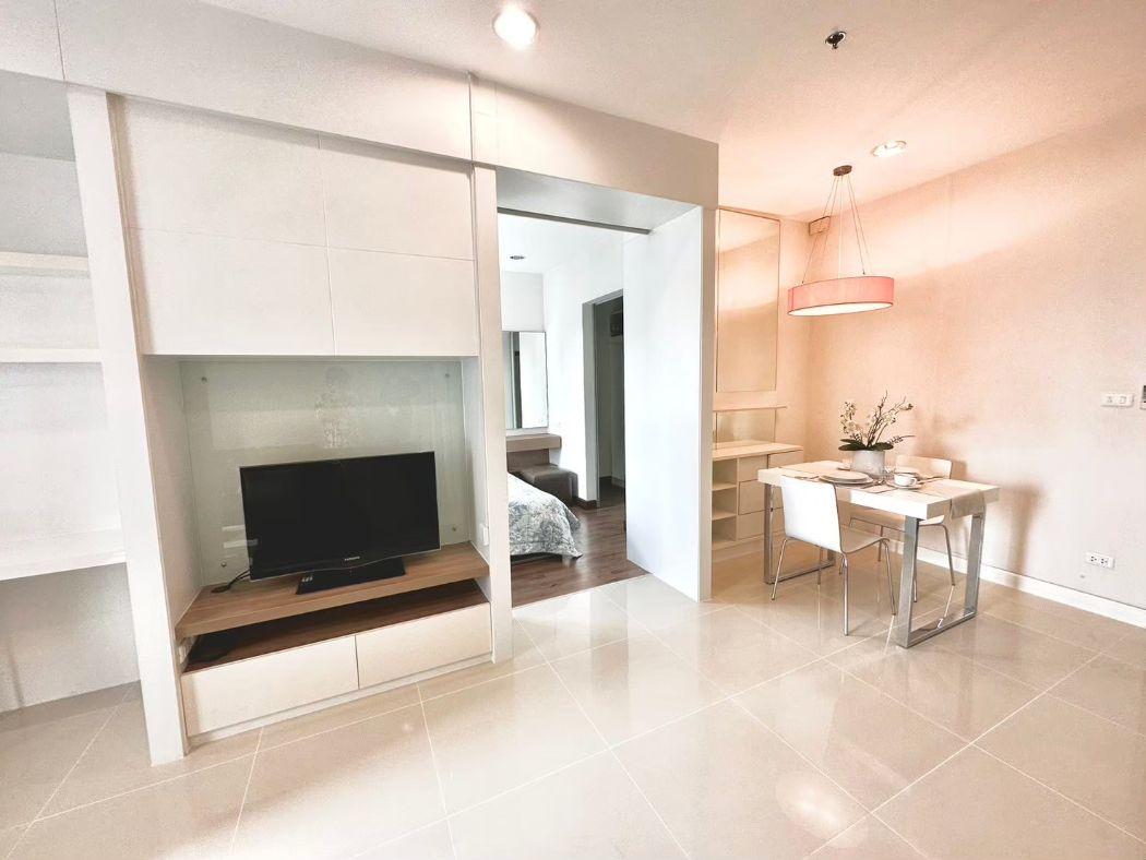 เช่าคอนโด คิว.เฮ้าส์ คอนโด สาทร คอนโดมิเนียม - Condo Rental Q.House Condo Sathorn condominium - 2796175