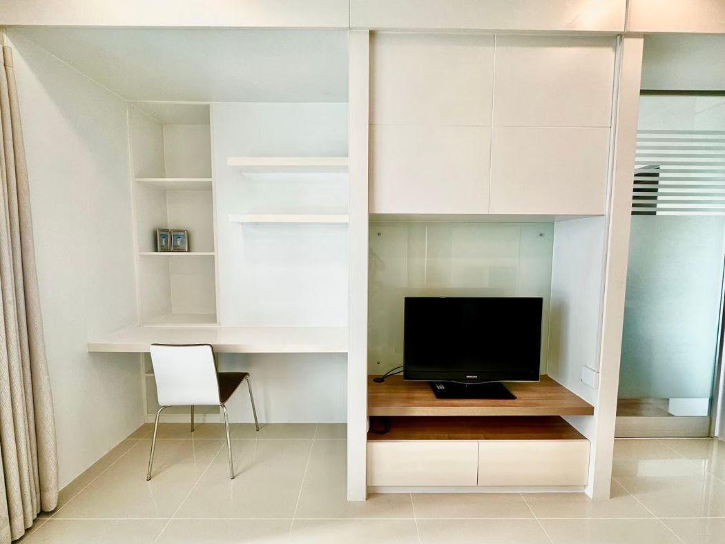 เช่าคอนโด คิว.เฮ้าส์ คอนโด สาทร คอนโดมิเนียม - Condo Rental Q.House Condo Sathorn condominium - 2796176