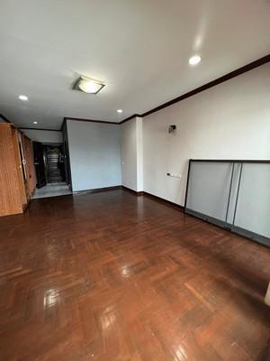 ขายคอนโด คันทรีคอมเพล็กซ์ บางนา คอนโดมิเนียม - Sell Condo Country Complex Bangna condominium - 2810001