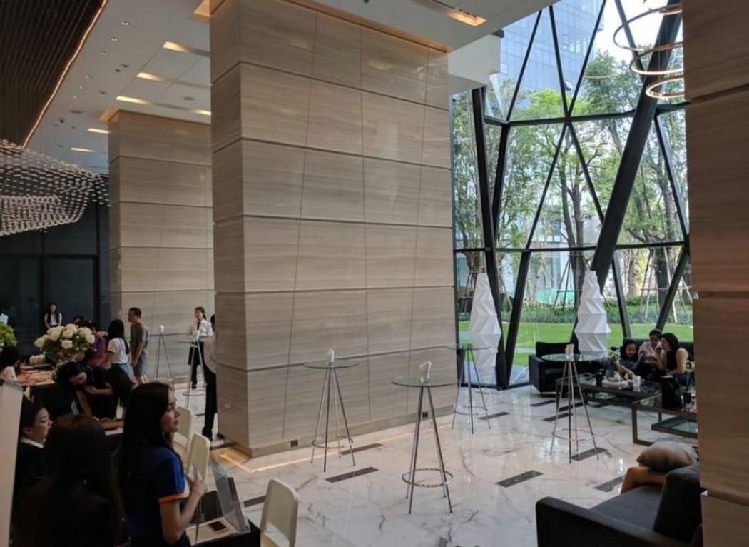 เช่าคอนโด Whizdom Essence สุขุมวิท (วิสซ์ดอม เอสเซ้นส์ สุขุมวิท) - Condo Rental   - 2812968