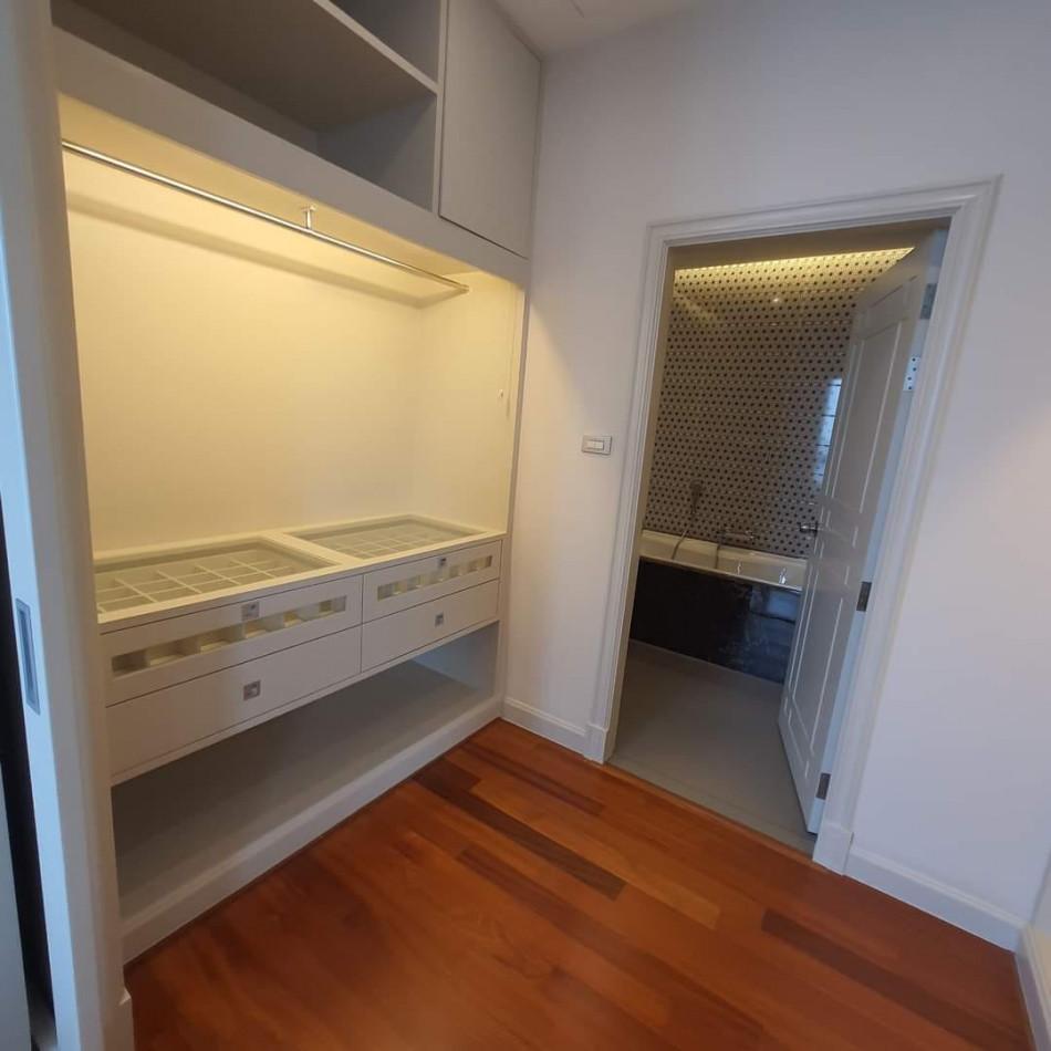 เช่าคอนโด เดอะโฟร์วิงส์ เรสซิเดนซ์ ศรีนครินทร์ - Condo Rental   - 2814807