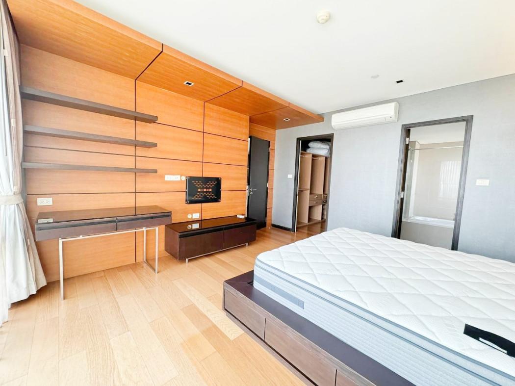 ขายคอนโด FULLERTON SUKHUMVIT (ฟูลเลอตัน สุขุมวิท) - Sell Condo   - 2828345