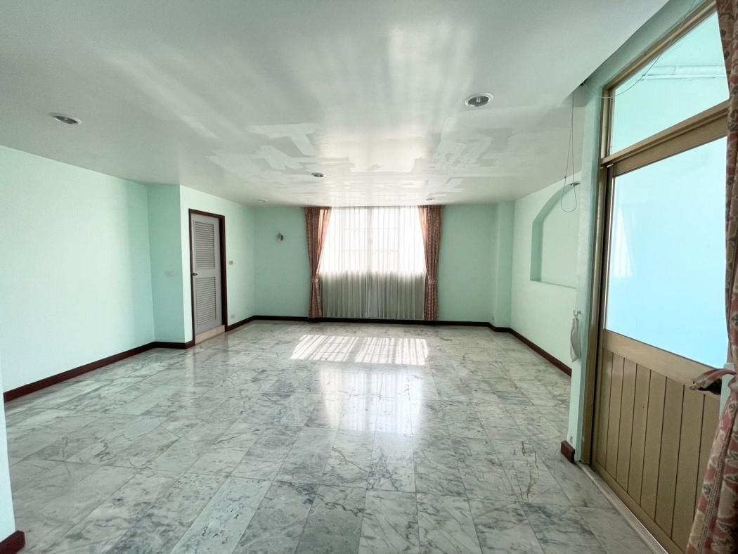 ขายคอนโด รอยัล คาสเทิล พัฒนาการ 30 - Sell Condo   - 2851334