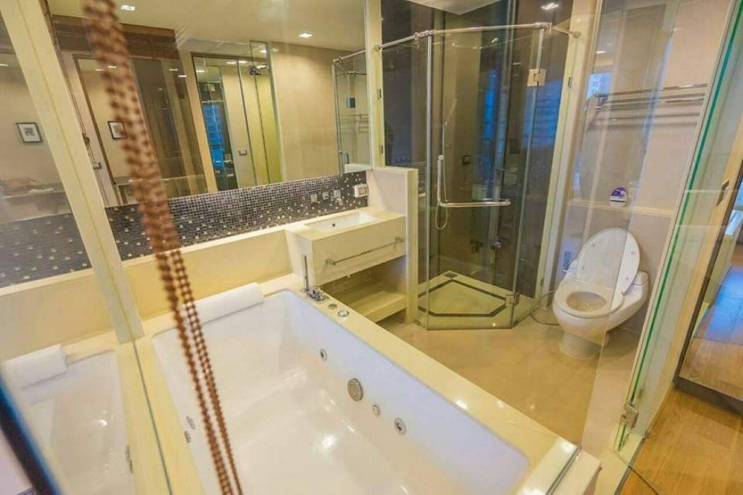 เช่าคอนโด ดิแอดเดรส สาทร - Condo Rental   - 2864635