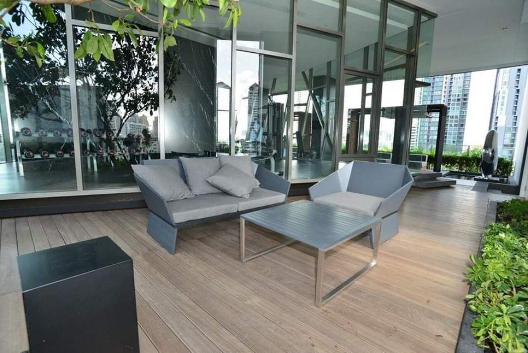 เช่าคอนโด เอชคิว ทองหล่อ - Condo Rental   - 2871257