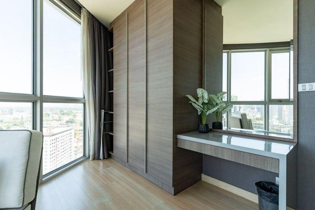 เช่าคอนโด Sky walk คอนโดมิเนียม พระโขนง (สกาย วอล์ค คอนโดมิเนียม พระโขนง) - Condo Rental   - 2907037
