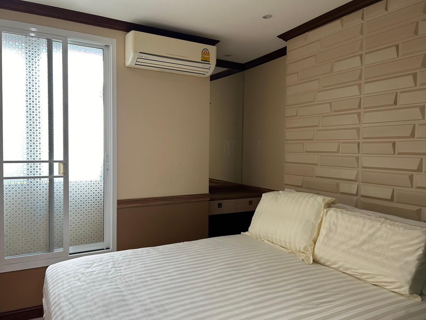 เช่าคอนโด ศรีวรา แมนชั่น คอนโดมิเนียม - Condo Rental Srivara Mansion condominium - 2954979