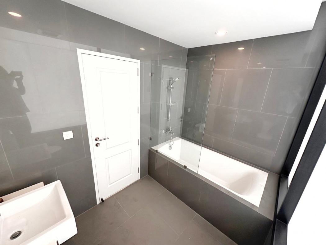 เช่าคอนโด NOBLE REVO สีลม (โนเบิล รีโว) - Condo Rental   - 2997452