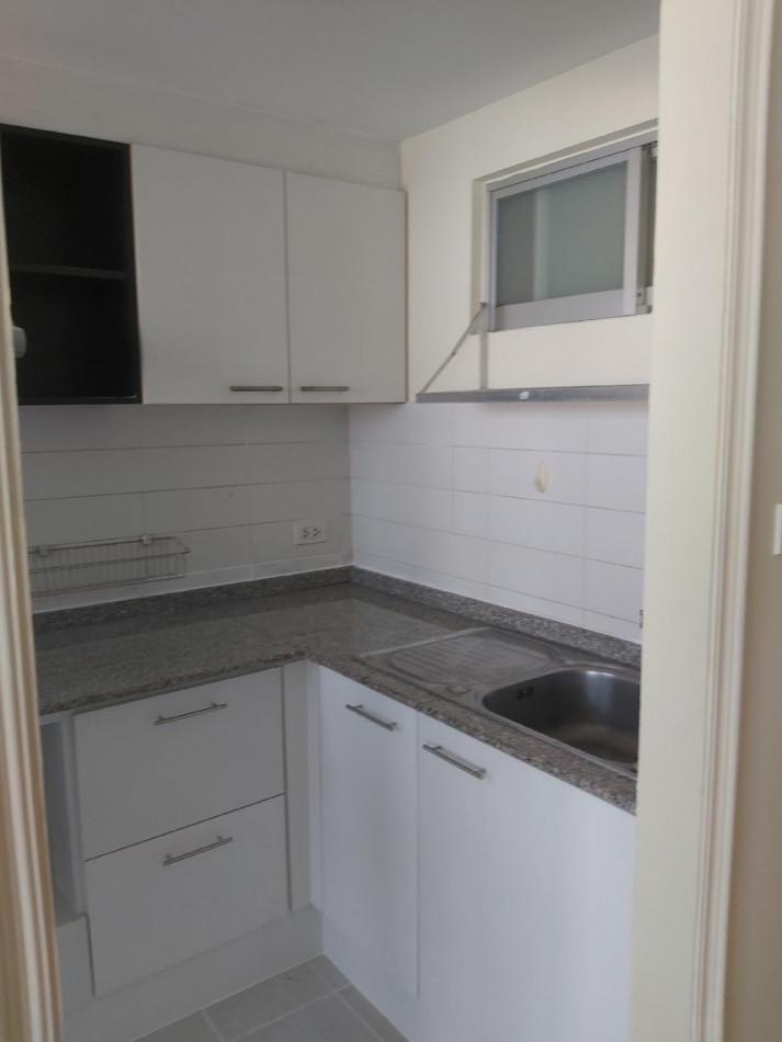 เช่าคอนโด ลุมพินี วิลล์ ศูนย์วัฒนธรรม คอนโดมิเนียม - Condo Rental Lumpini Ville Culteral Center condominium - 3005748