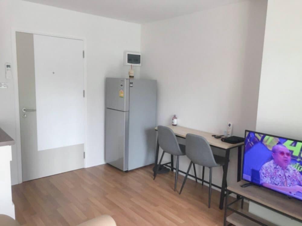 เช่าคอนโด ลุมพินี เพลส บางนา กม.3 คอนโดมิเนียม - Condo Rental Lumpini Place Bangna Km.3 condominium - 3013121
