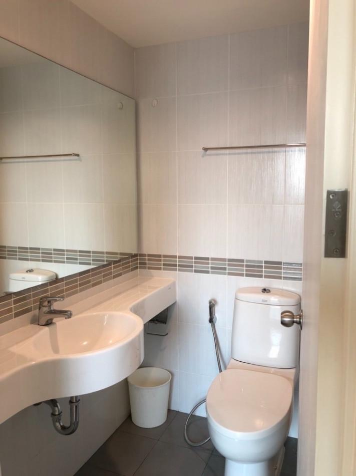 เช่าคอนโด LUMPINI PLACE ศรีนครินทร์ - หัวหมาก (ลุมพินี เพลส ศรีนครินทร์-หัวหมาก) - Condo Rental   - 3016396
