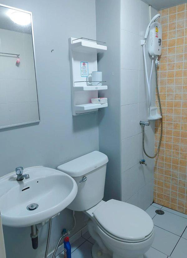 เช่าคอนโด (ให้เช่า) Lumpini Condo Town Chonburi-Sukhumvit ลุมพินี คอนโดทาวน์ ชลบุรี เพียง 3900.- เครื่องใช้ไฟฟ้า-เฟอร์ครบ สุขุมวิท, ชลบุรี โทร 096-931-4352 - Condo Rental   - 3026848
