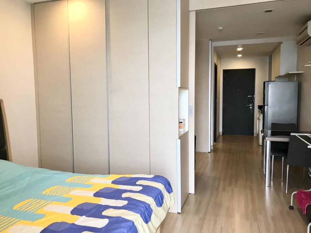เช่าคอนโด Sky walk คอนโดมิเนียม พระโขนง (สกาย วอล์ค คอนโดมิเนียม พระโขนง) - Condo Rental   - 3043570