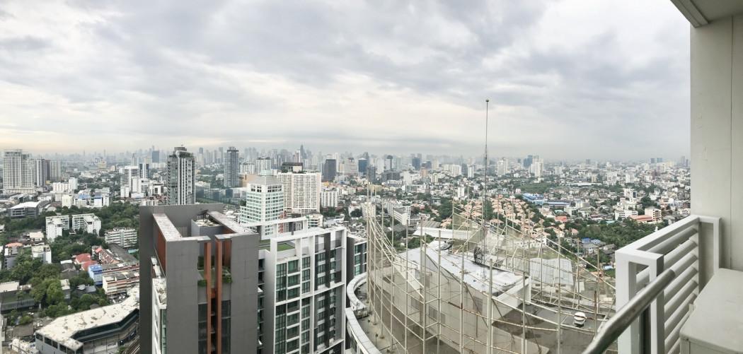 เช่าคอนโด Sky walk คอนโดมิเนียม พระโขนง (สกาย วอล์ค คอนโดมิเนียม พระโขนง) - Condo Rental   - 3043576